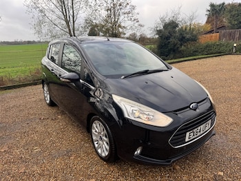 2014 (64) - 1.0 EcoBoost Titanium 5dr