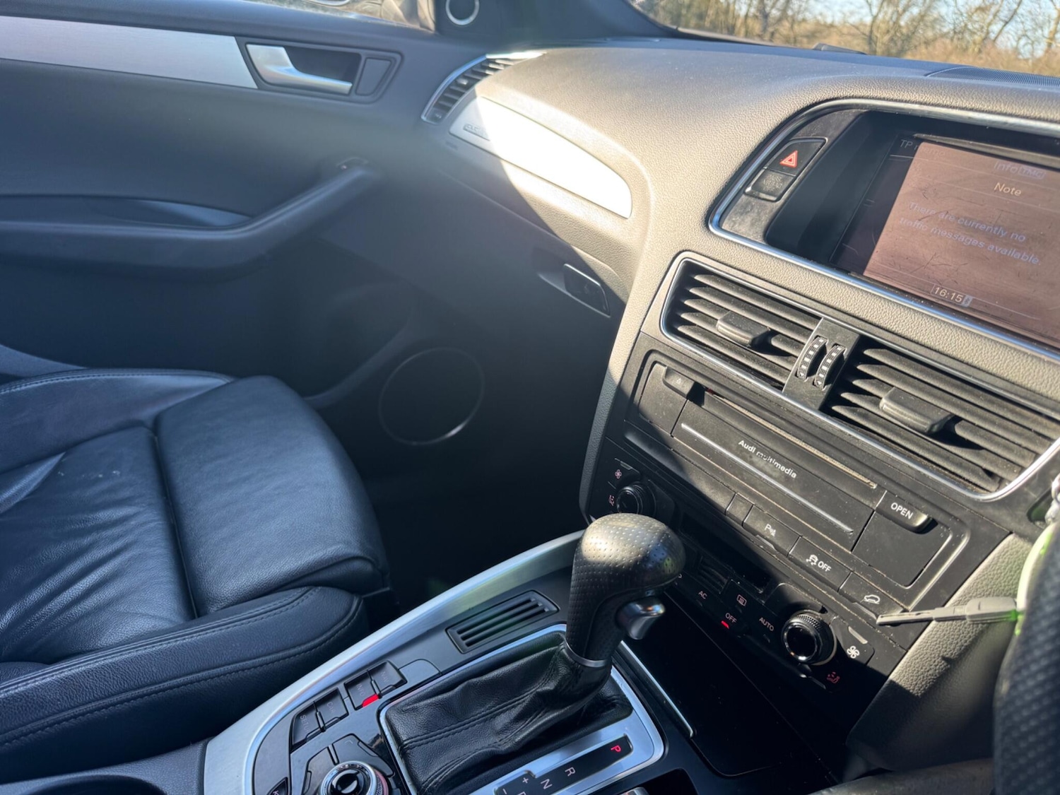 Used Audi Q5 2011 for sale - 77924887: Photo 14