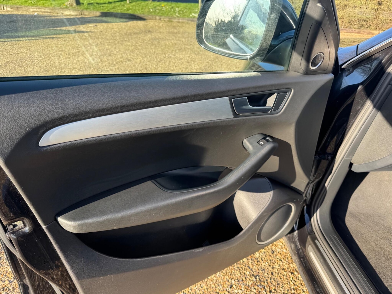 Used Audi Q5 2011 for sale - 77924887: Photo 27