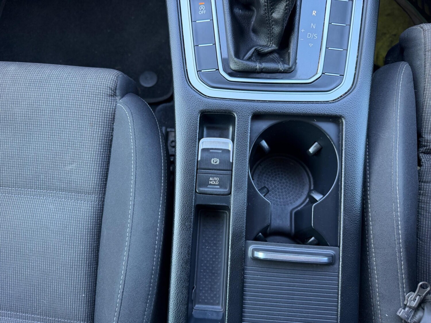 Used Volkswagen Passat 2016 for sale - 78157410: Photo 32