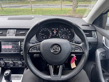 Used Skoda Octavia 2015 for sale - 78947198: Photo