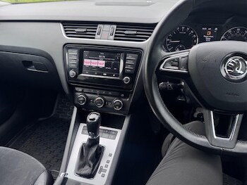 Used Skoda Octavia 2015 for sale - 78947198: Photo