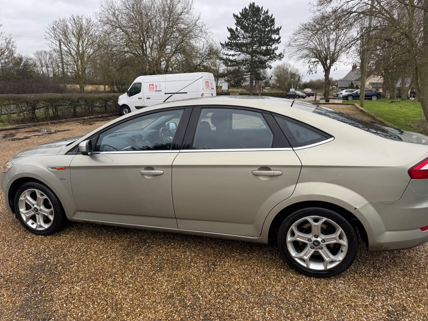 Used Ford Mondeo 2010 for sale - 77632970: Photo 15