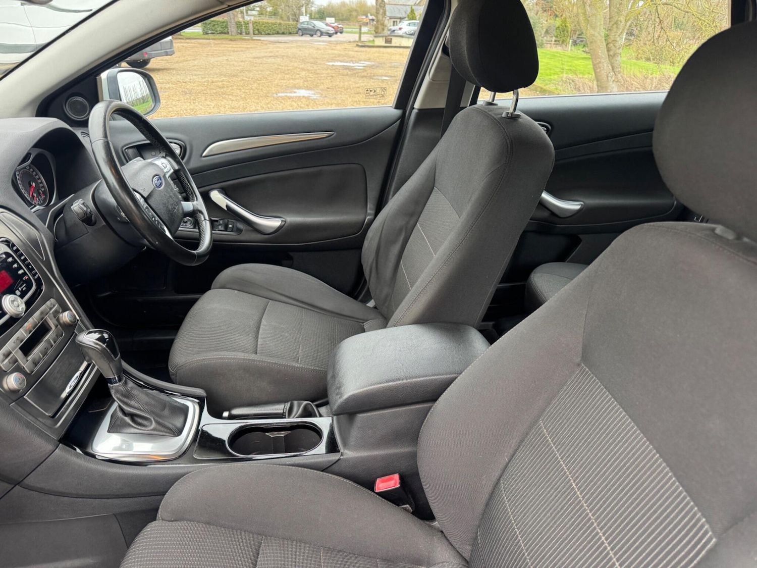 Used Ford Mondeo 2010 for sale - 77632970: Photo 23