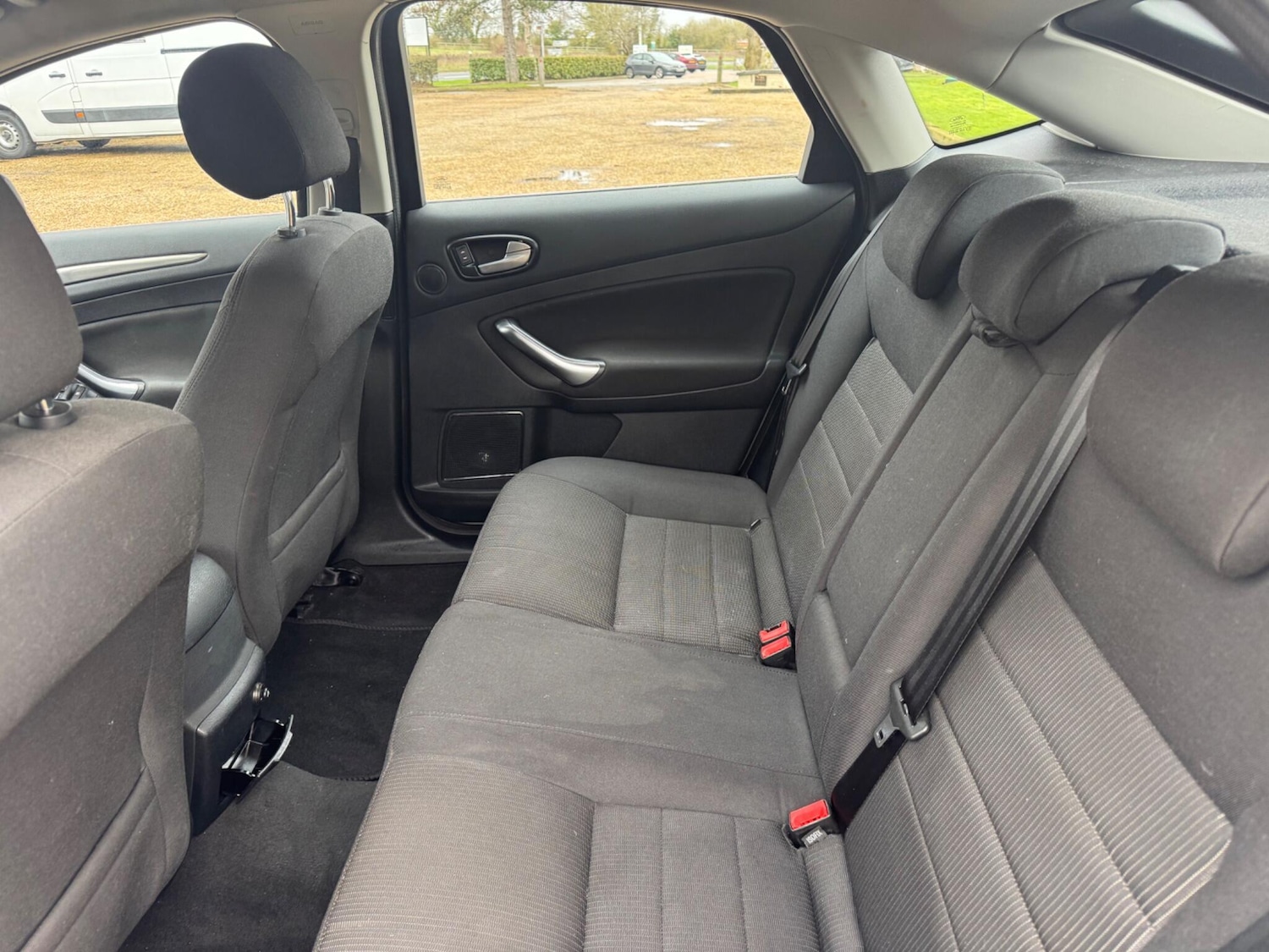 Used Ford Mondeo 2010 for sale - 77632970: Photo 24