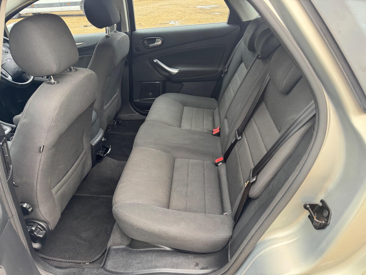 Used Ford Mondeo 2010 for sale - 77632970: Photo 25