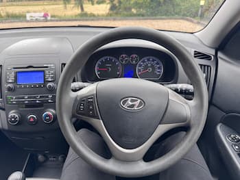 Used Hyundai i30 2010 for sale - 79831079: Photo