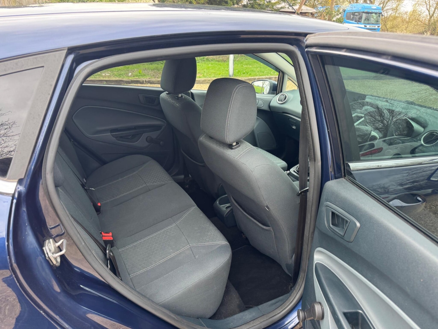 Used Ford Fiesta 2011 for sale - 78007645: Photo 24