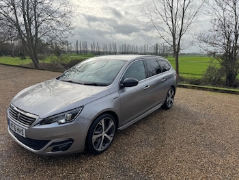 Used Peugeot 308 2016 for sale - 77657767: Photo