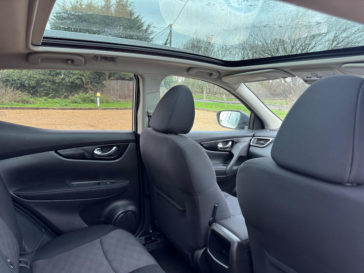 Used Nissan Qashqai 2017 for sale - 76965566: Photo 21