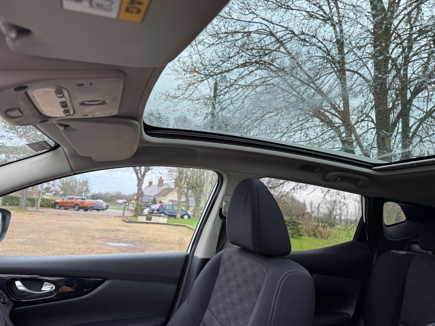 Used Nissan Qashqai 2017 for sale - 76965566: Photo 3