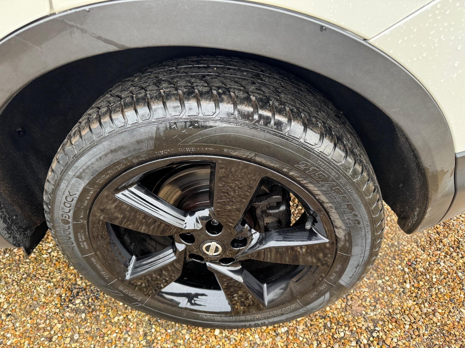 Used Nissan Qashqai 2017 for sale - 76965566: Photo 38