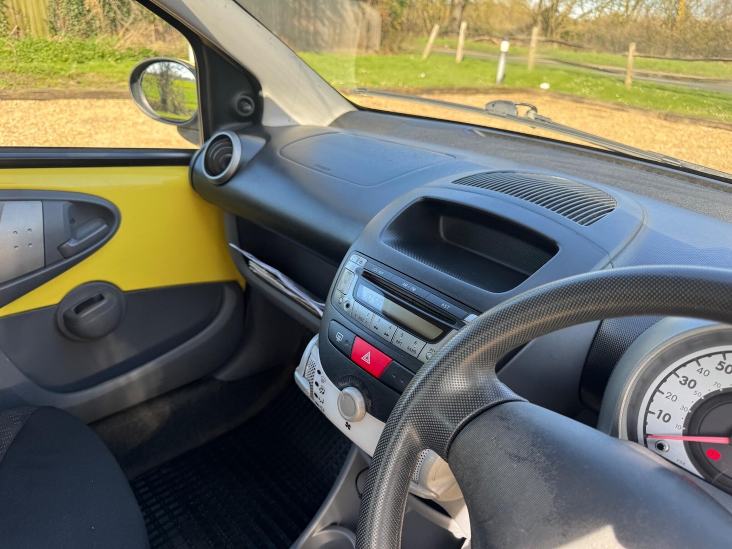 Used Peugeot 107 2010 for sale - 77977937: Photo 23