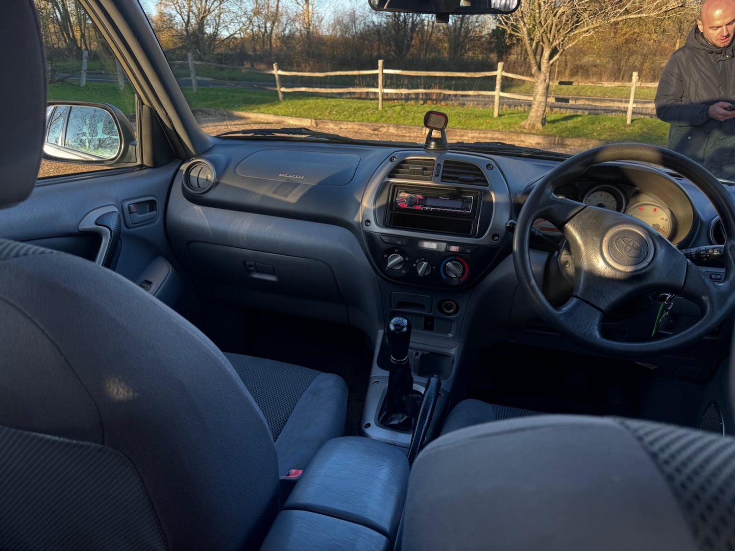 Used Toyota RAV4 2003 for sale - 76759730: Photo 10