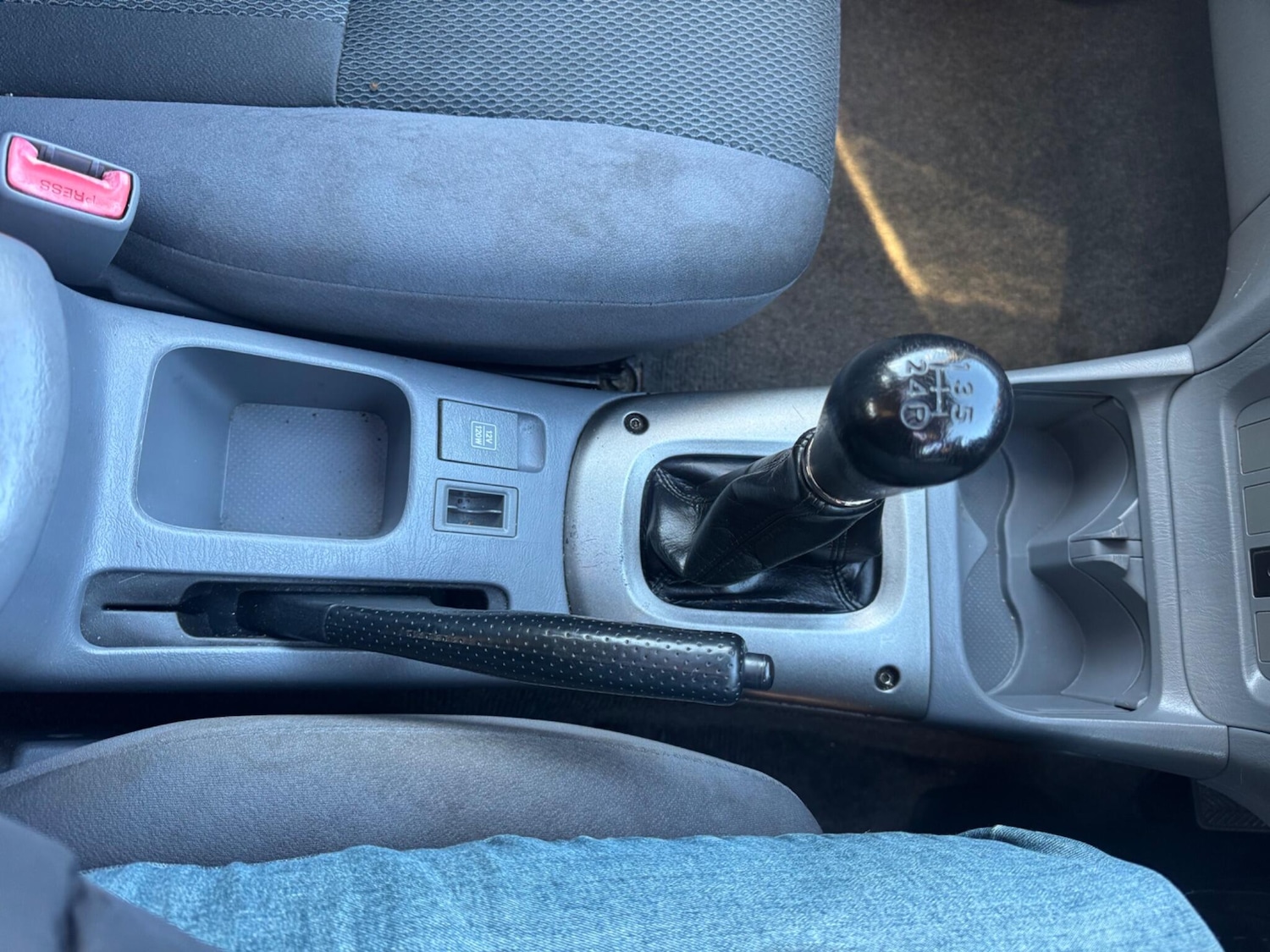 Used Toyota RAV4 2003 for sale - 76759730: Photo 13