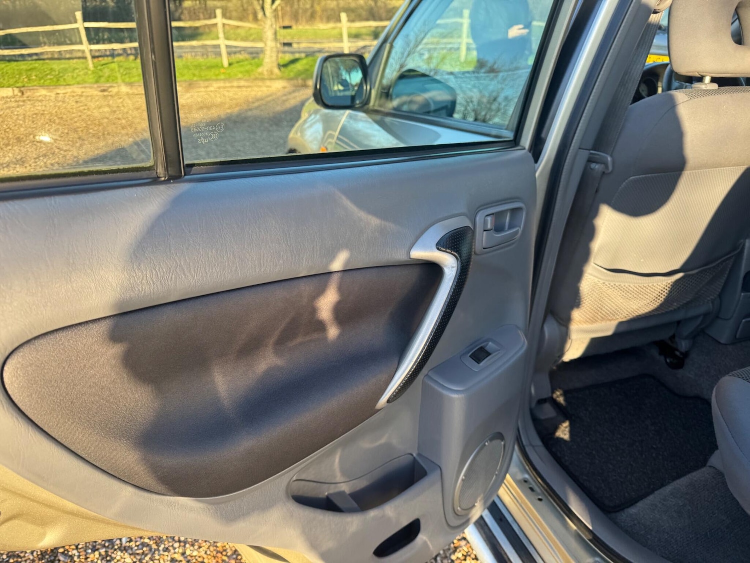 Used Toyota RAV4 2003 for sale - 76759730: Photo 32