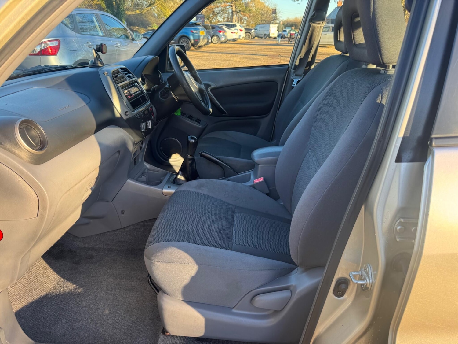 Used Toyota RAV4 2003 for sale - 76759730: Photo 6