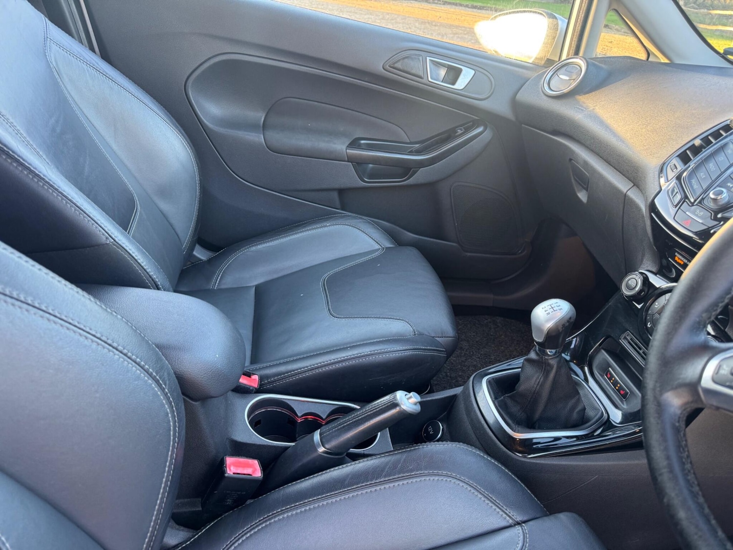 Used Ford Fiesta for sale - 76996585: Photo 26