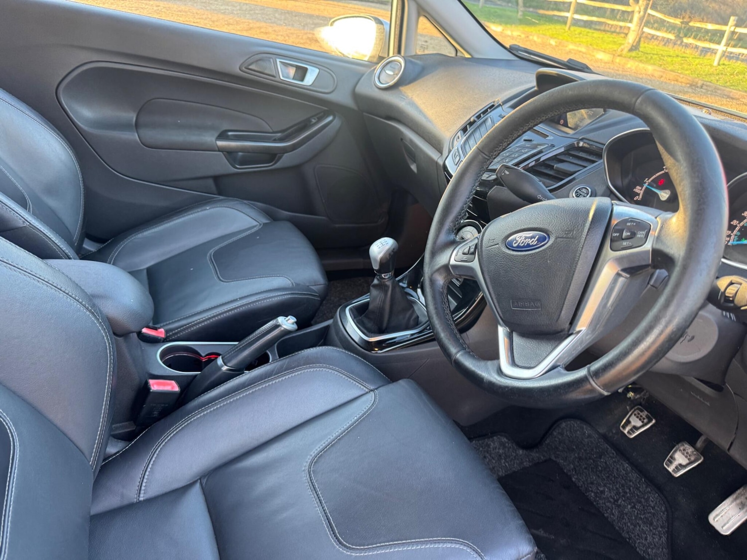 Used Ford Fiesta for sale - 76996585: Photo 5