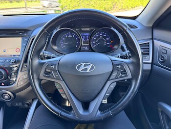 Used Hyundai Veloster 2014 for sale - 78416896: Photo