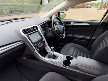 Used Ford Mondeo 2017 for sale - 78260001: Photo