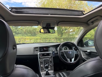 Used Volvo S60 2011 for sale - 79075647: Photo