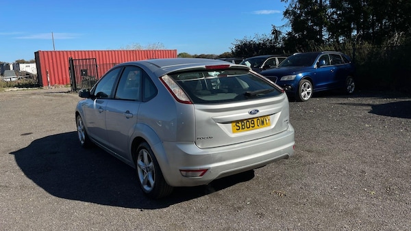 Used Ford Focus 2009 for sale - 76227231: Photo 11