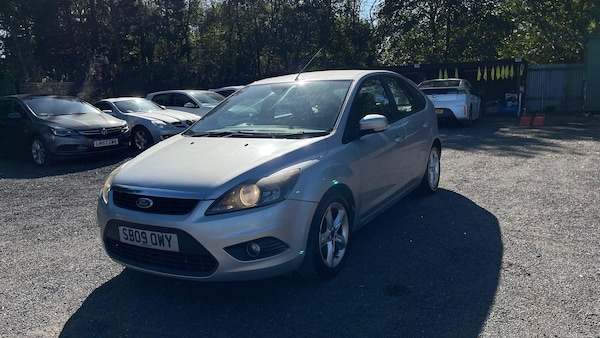 Used Ford Focus 2009 for sale - 76227231: Photo 2