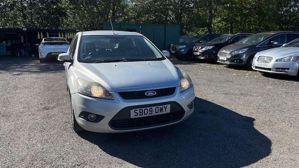 Used Ford Focus 2009 for sale - 76227231: Photo 3