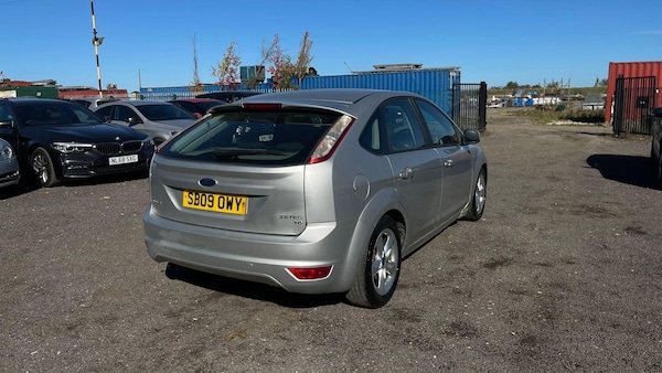 Used Ford Focus 2009 for sale - 76227231: Photo 7