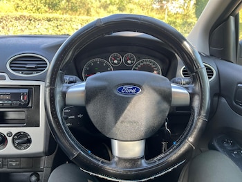 Used Ford Focus 2006 for sale - 75883456: Photo