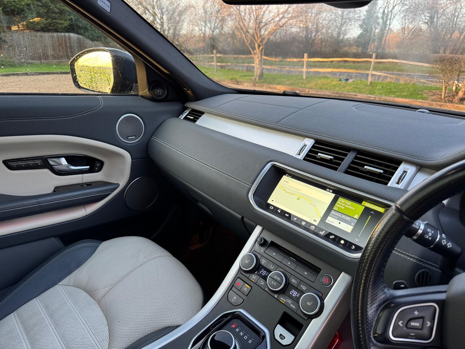 Used Land Rover Range Rover Evoque 2016 for sale - 76936710: Photo 30