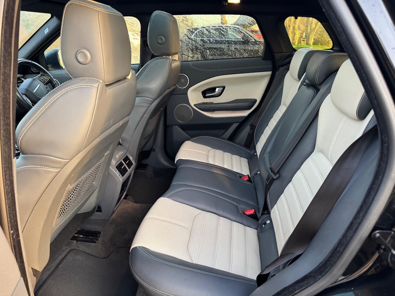 Used Land Rover Range Rover Evoque 2016 for sale - 76936710: Photo 4