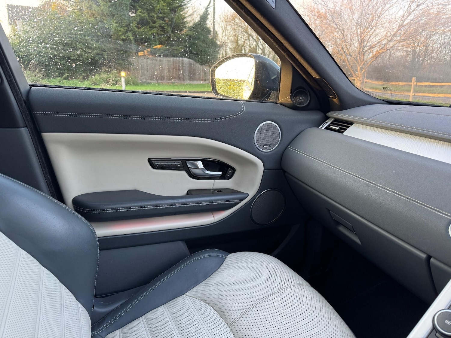 Used Land Rover Range Rover Evoque 2016 for sale - 76936710: Photo 41