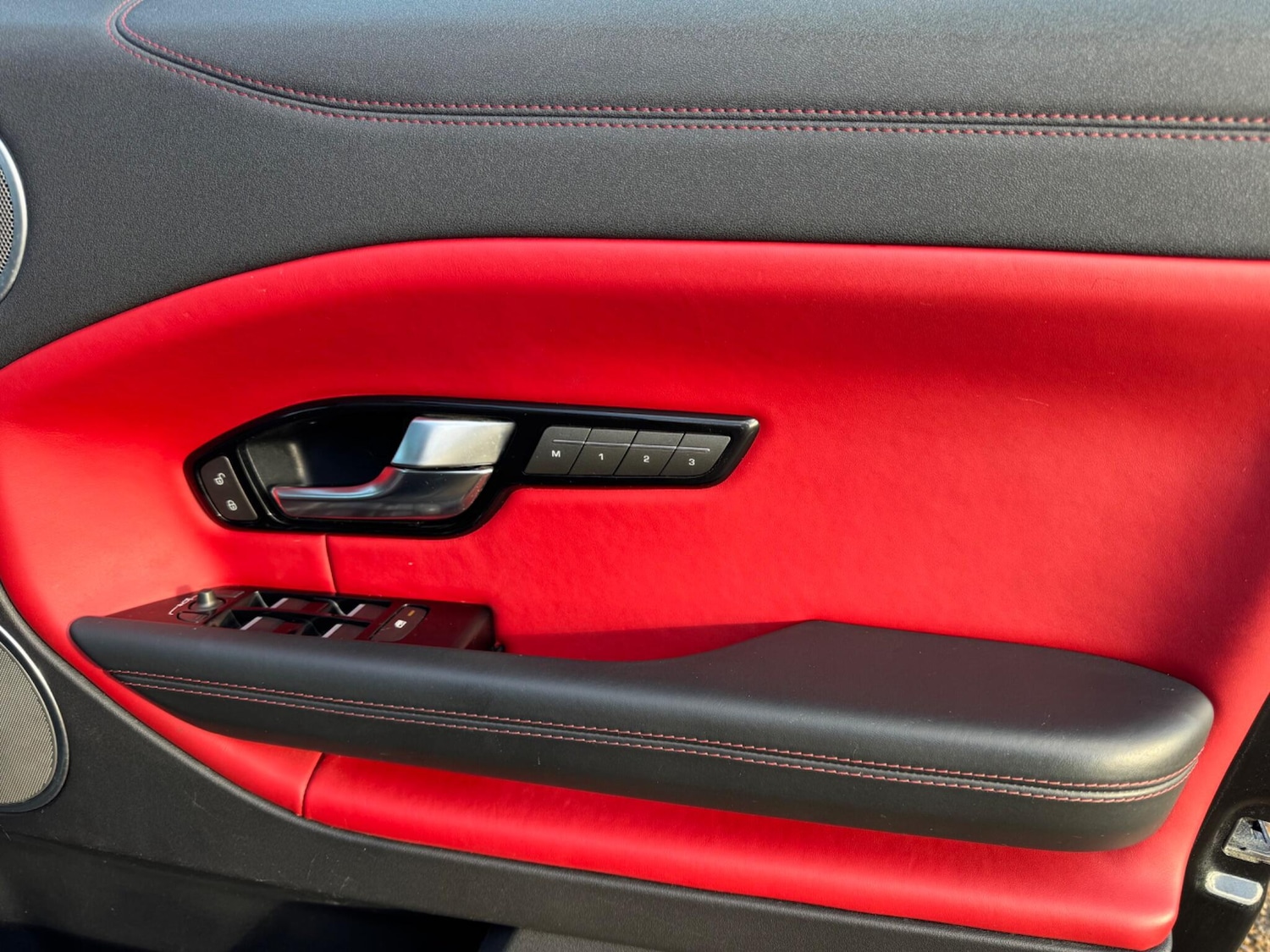 Used Land Rover Range Rover Evoque for sale - 76700841: Photo 4