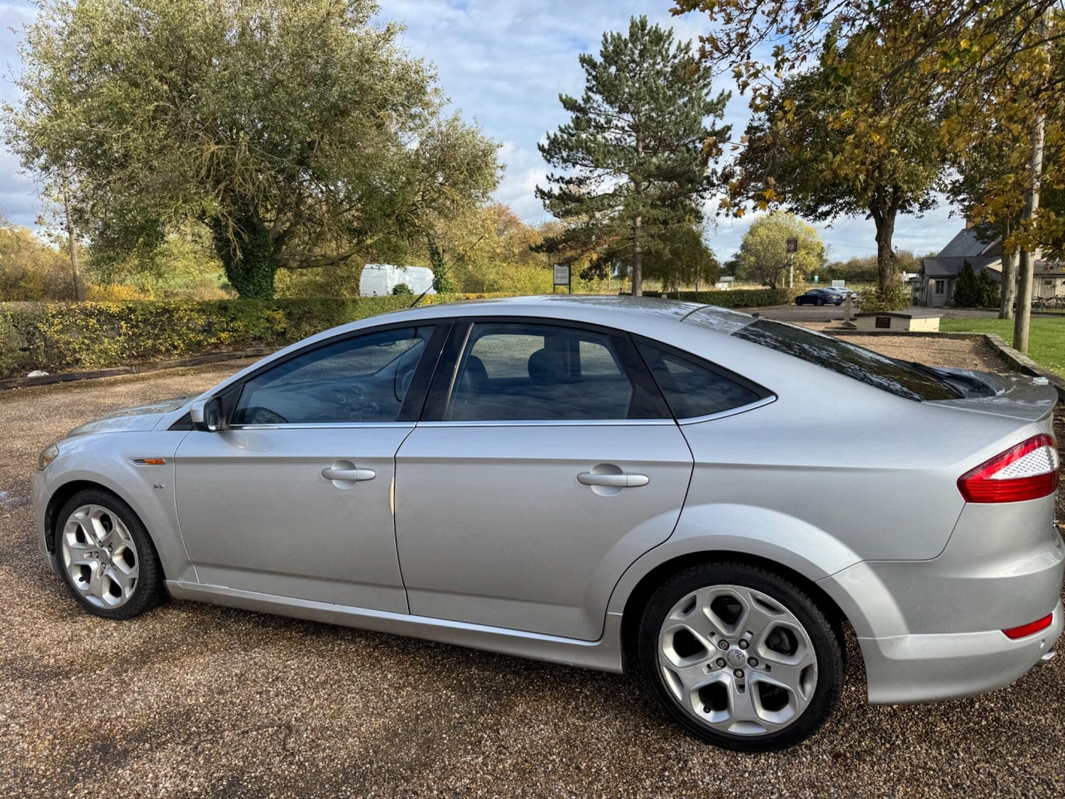Used Ford Mondeo 2010 for sale - 76361098: Photo 17