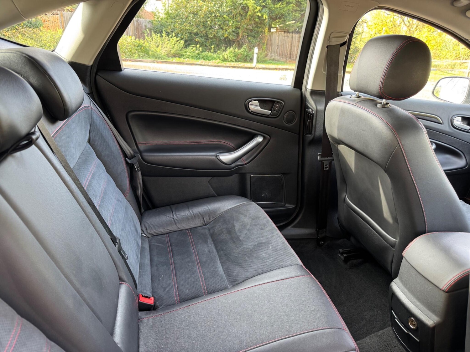 Used Ford Mondeo 2010 for sale - 76361098: Photo 29