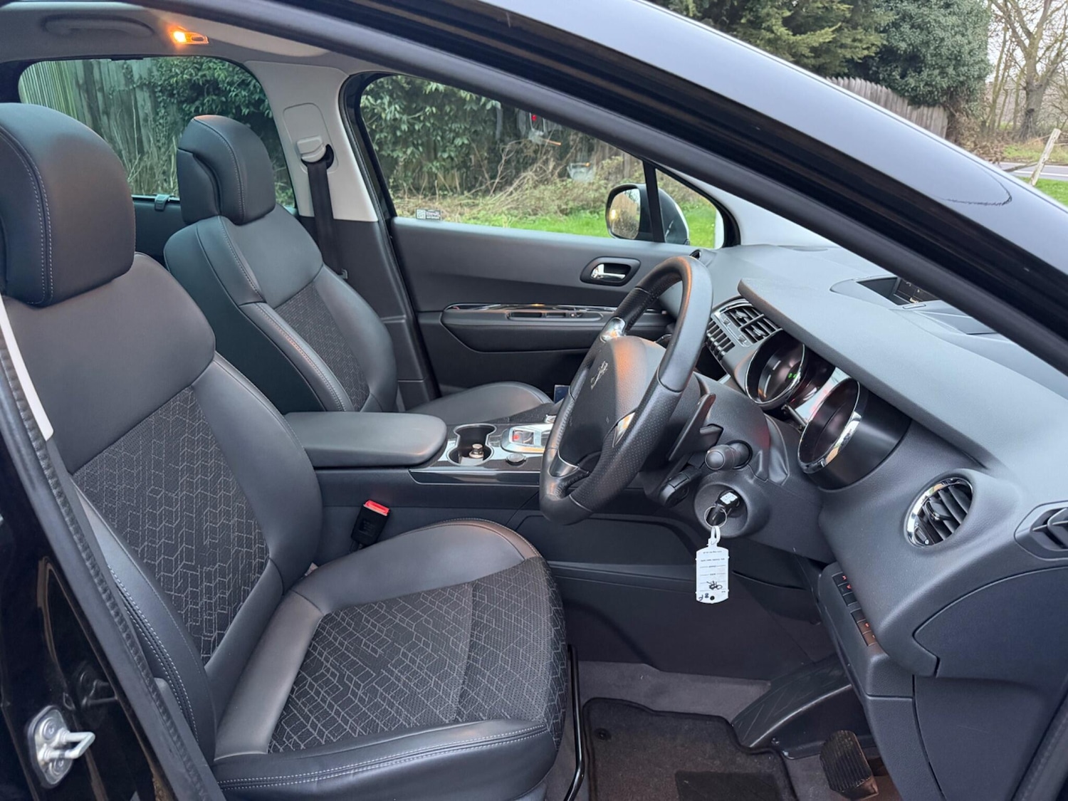 Used Peugeot 3008 2015 for sale - 77496954: Photo 29