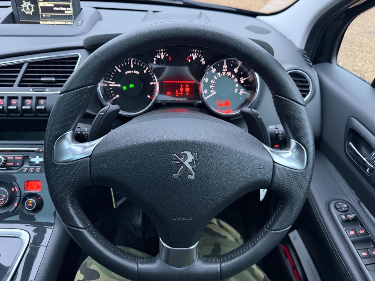 Used Peugeot 3008 2015 for sale - 77496954: Photo 4