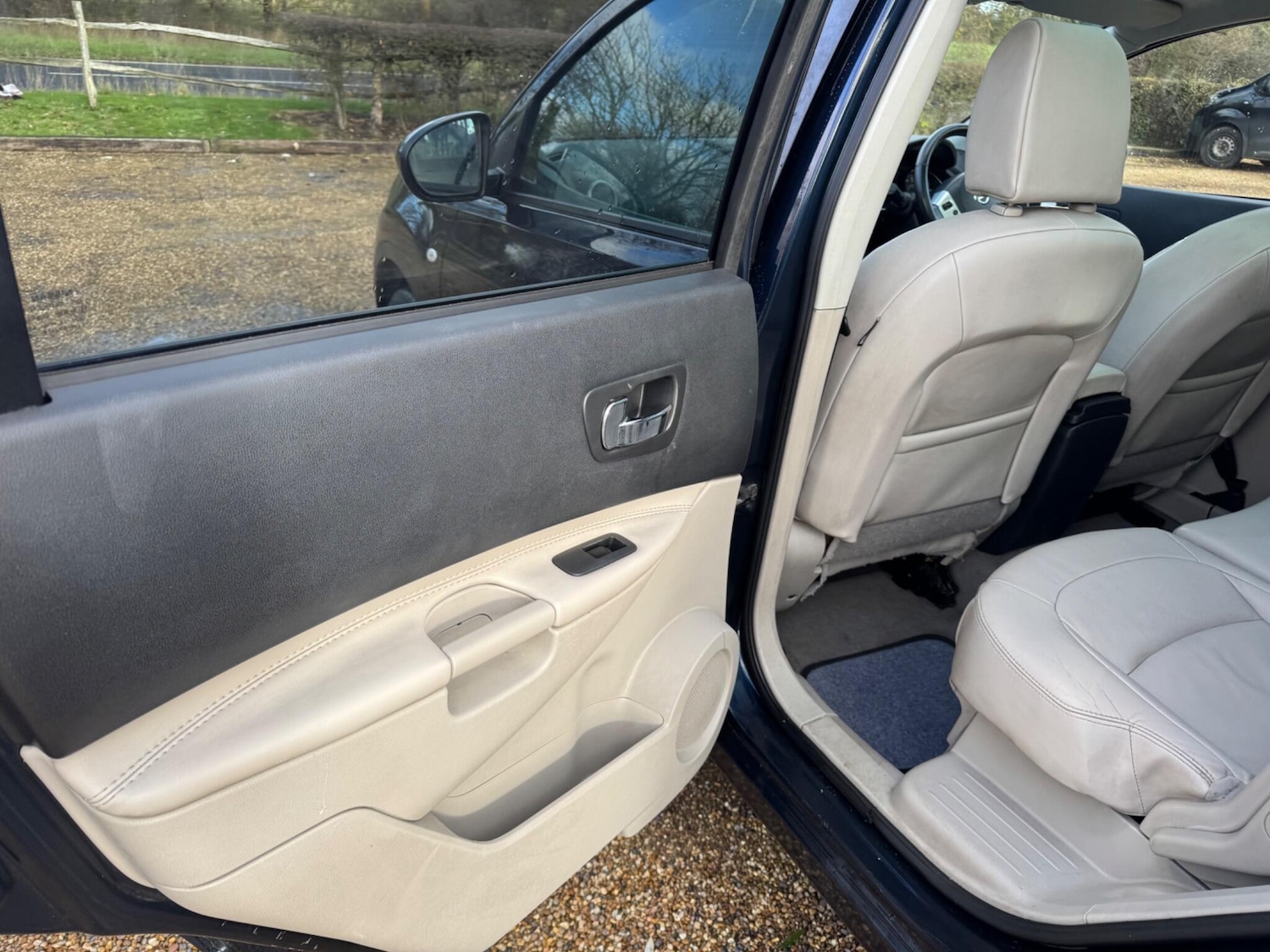 Used Nissan Qashqai+2 2011 for sale - 76701148: Photo 25