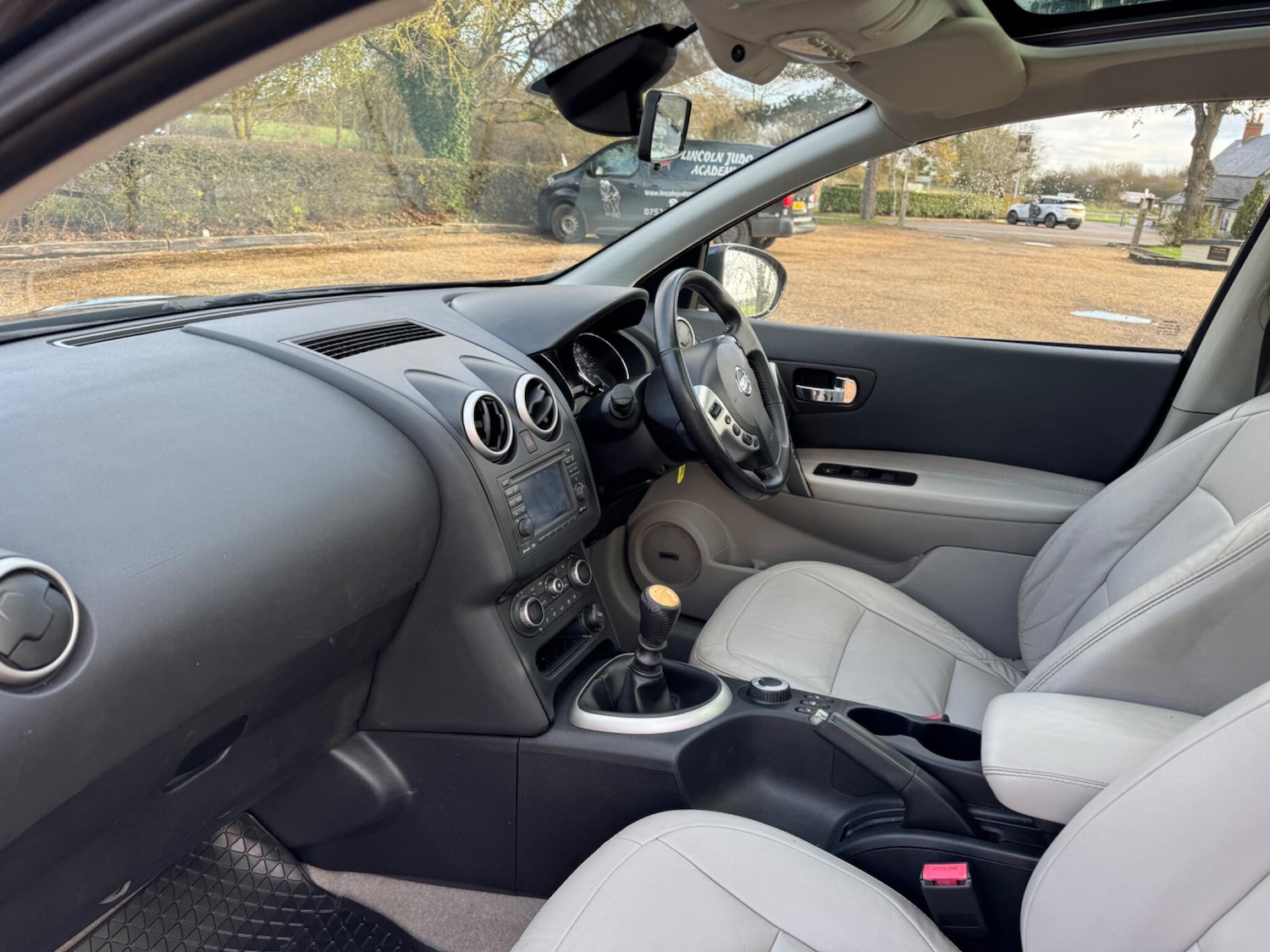 Used Nissan Qashqai+2 2011 for sale - 76701148: Photo 27