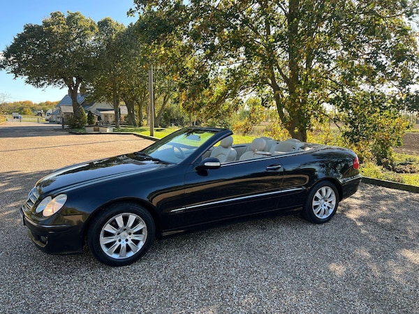 Used Mercedes-Benz CLK 2006 for sale - 76189870: Photo 1