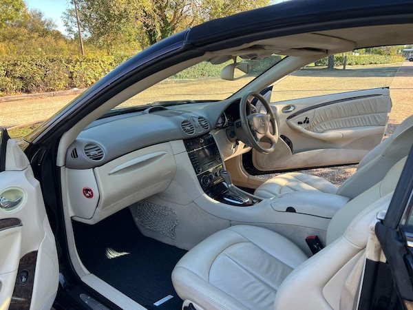 Used Mercedes-Benz CLK 2006 for sale - 76189870: Photo 4
