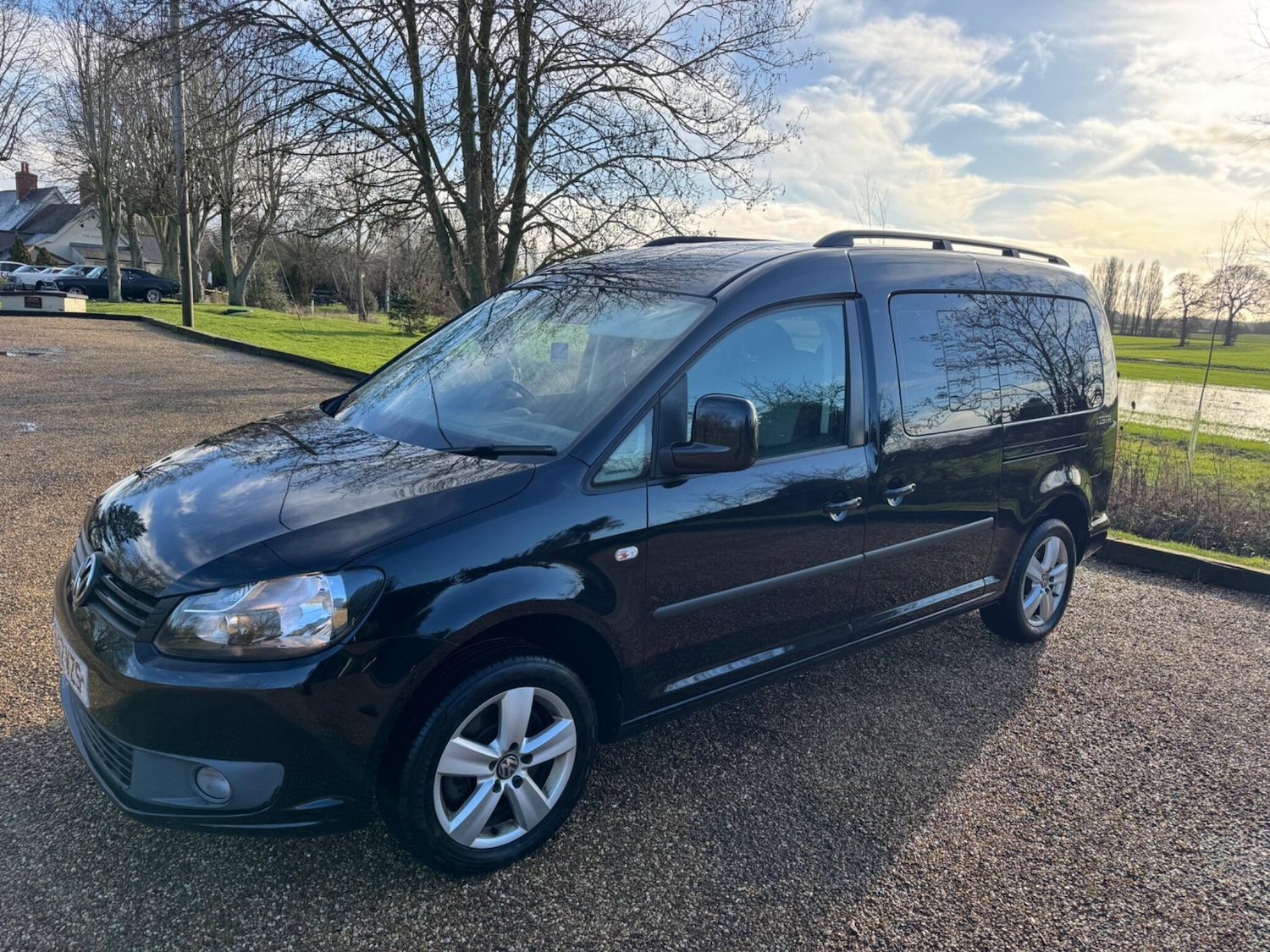 Used Volkswagen Caddy Maxi Life 2012 for sale - 77242754: Photo 22