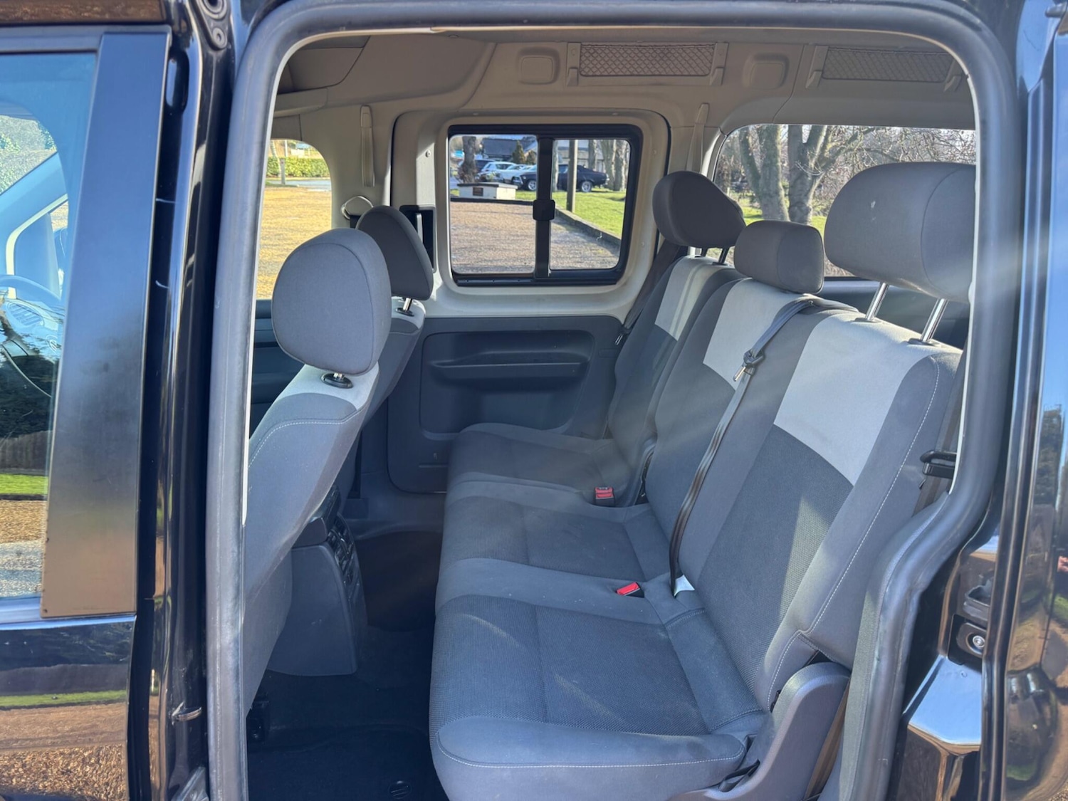 Used Volkswagen Caddy Maxi Life 2012 for sale - 77242754: Photo 28