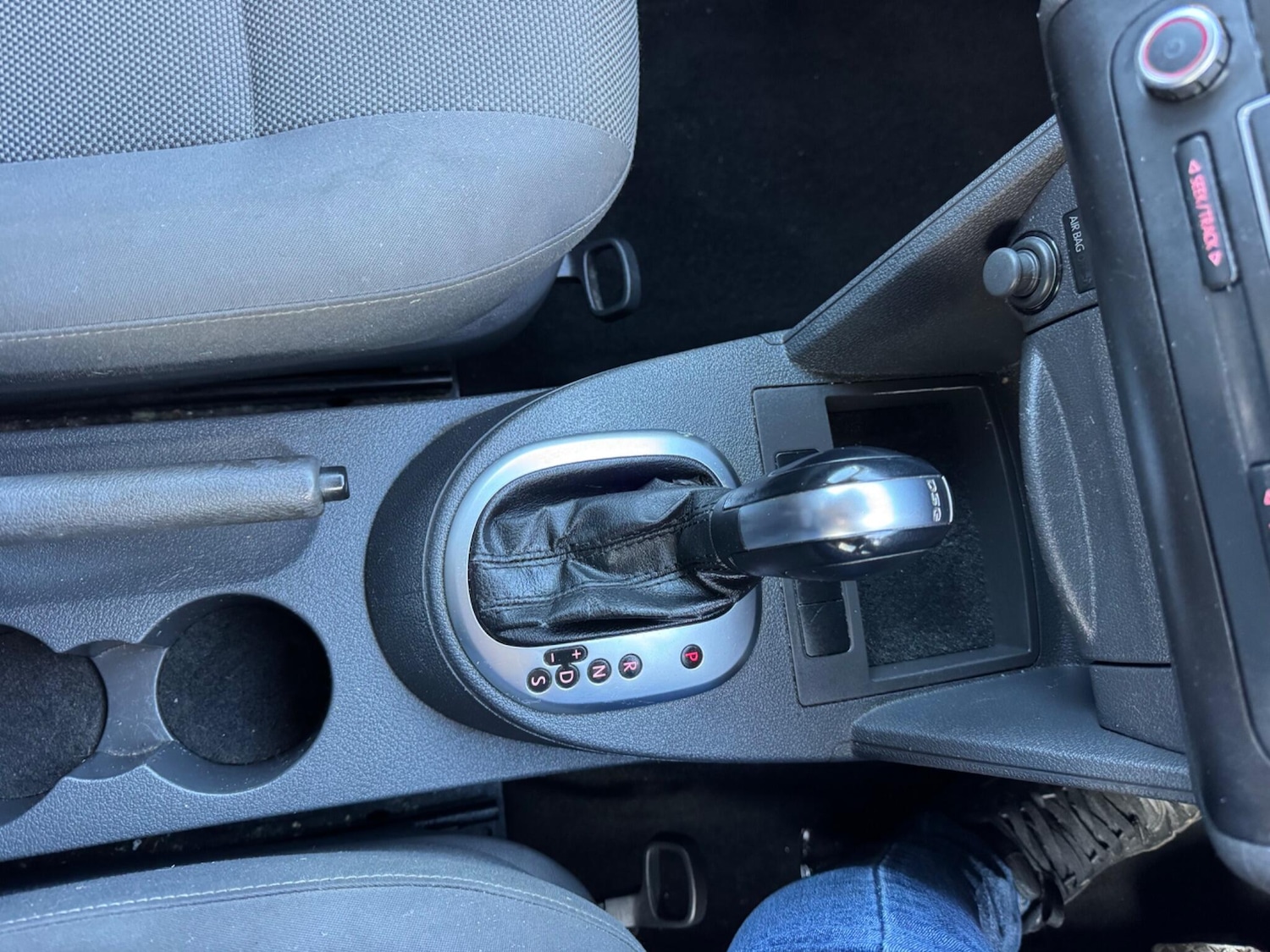 Used Volkswagen Caddy Maxi Life 2012 for sale - 77242754: Photo 33