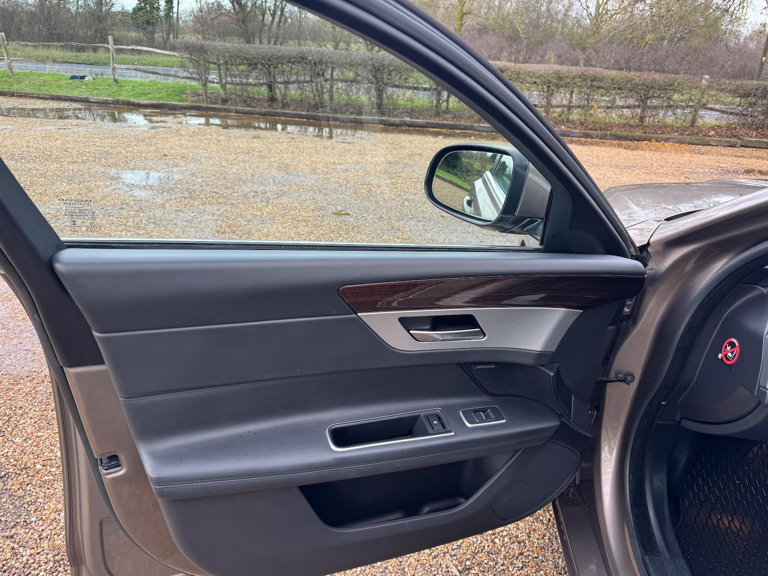 Used Jaguar XF 2016 for sale - 76887026: Photo 24