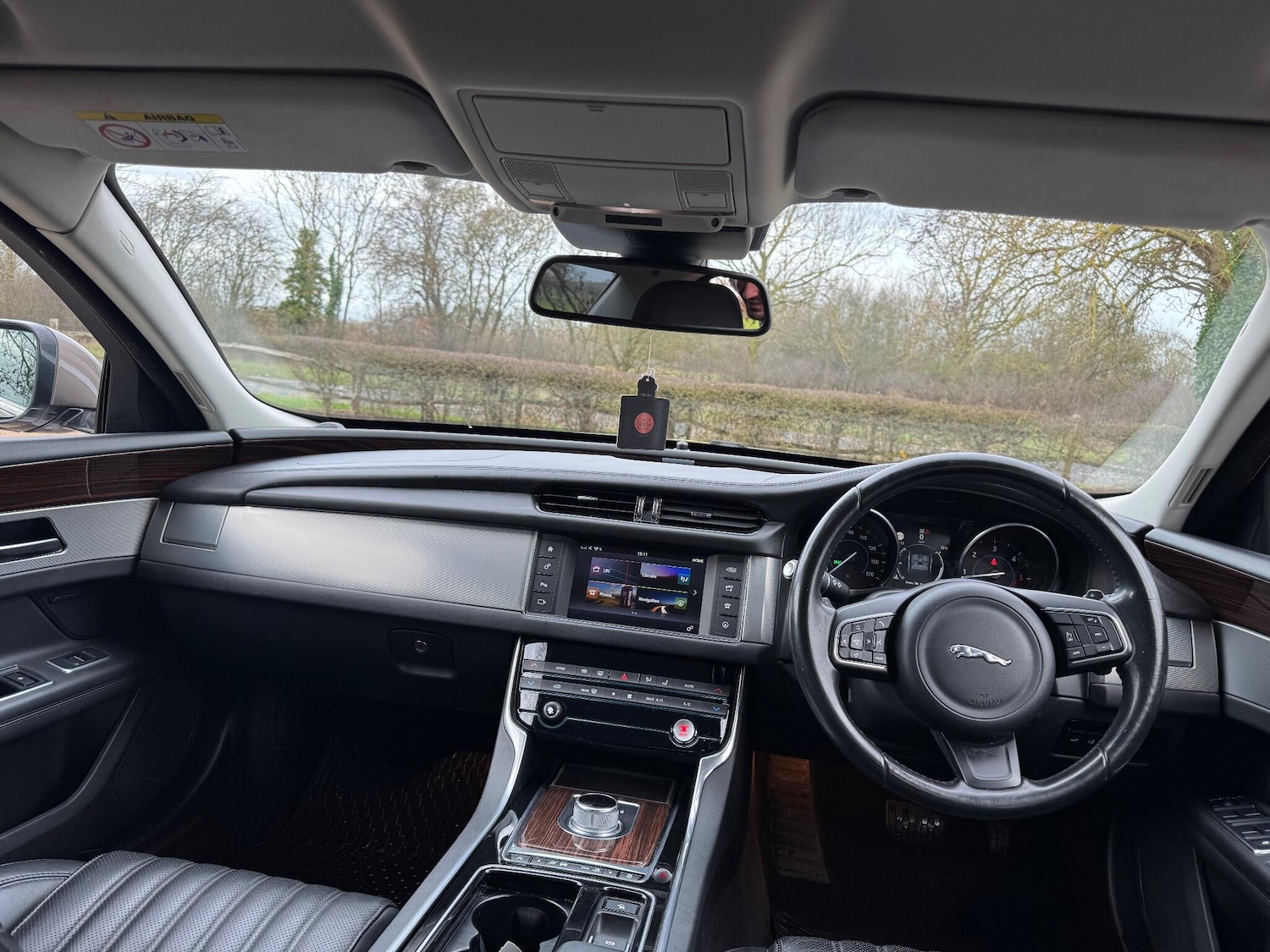 Used Jaguar XF 2016 for sale - 76887026: Photo 33