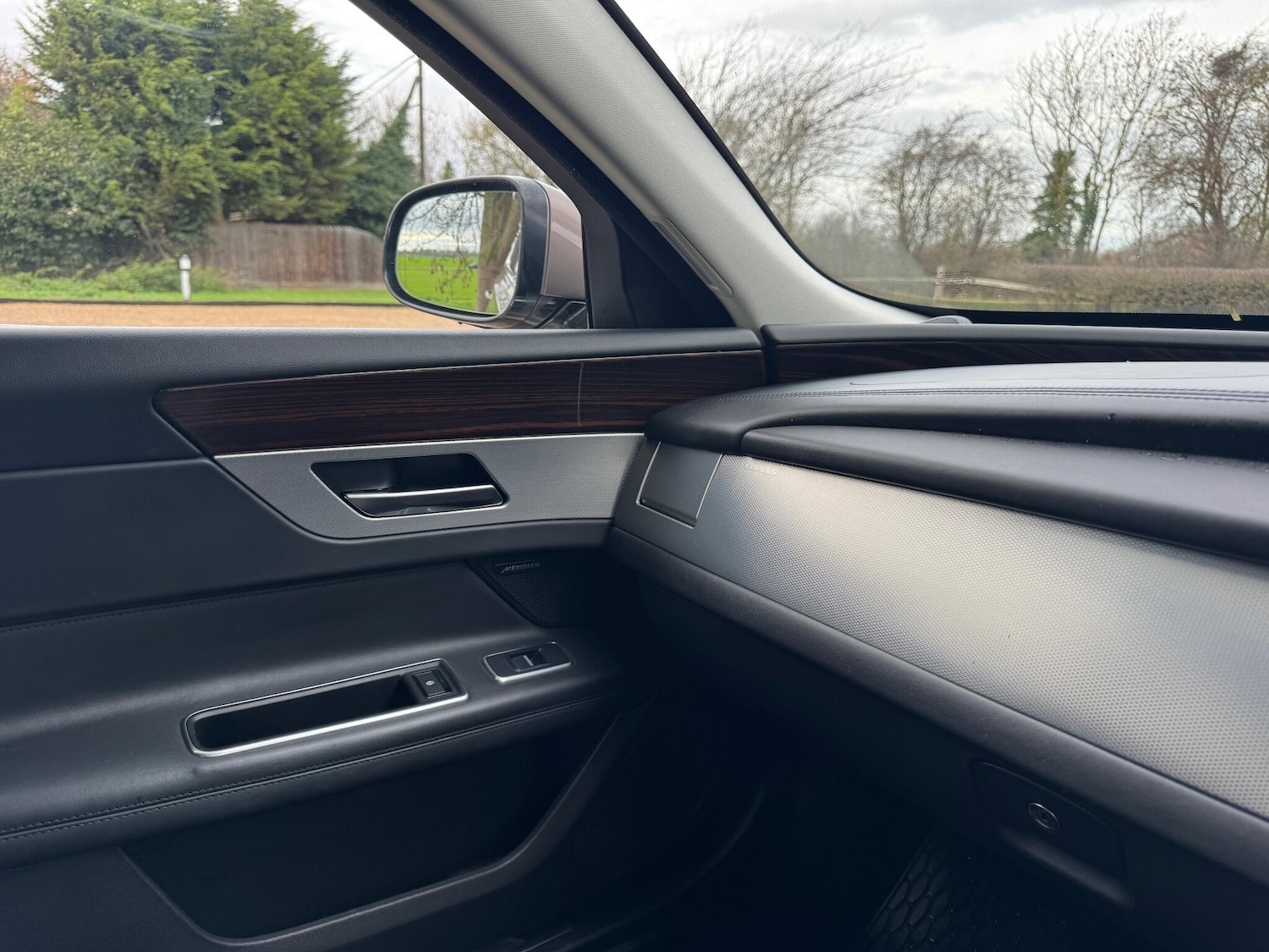 Used Jaguar XF 2016 for sale - 76887026: Photo 36