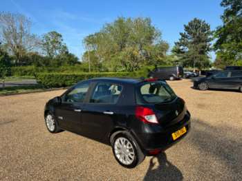 Used Renault Clio 2011 for sale - 74564400: Photo